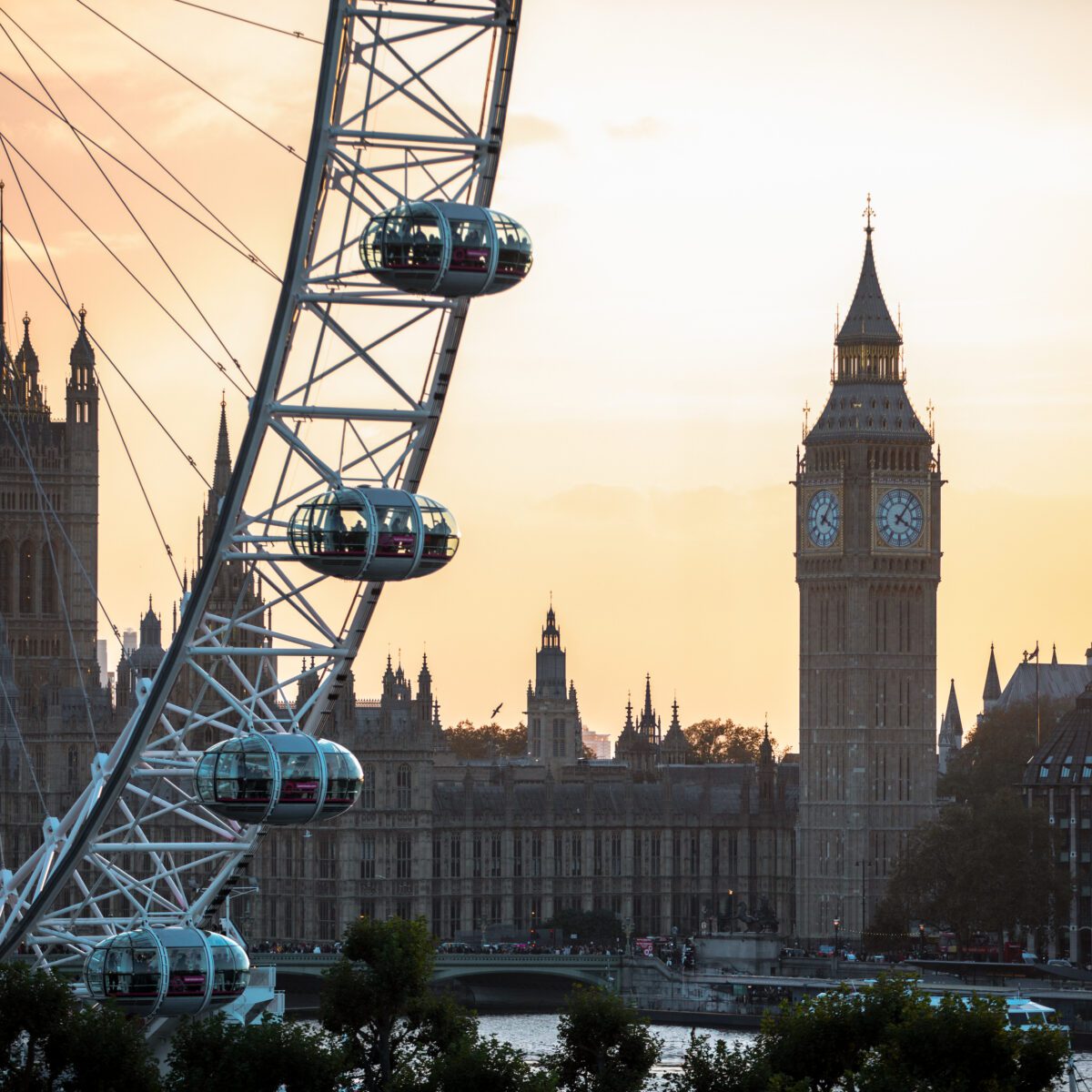 The London Eye with Big Ben & The Houses on Parliament in the background.